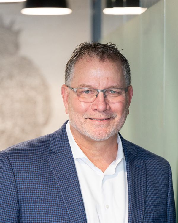 Ken W. Thring
